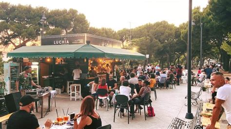 Cagliari Tavolini Abusivi Chiosco Di Viale Buoncammino Chiuso Per Un