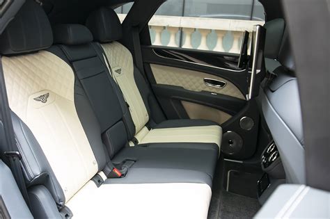 Bentley Bentayga Hybrid Pegasus Auto House