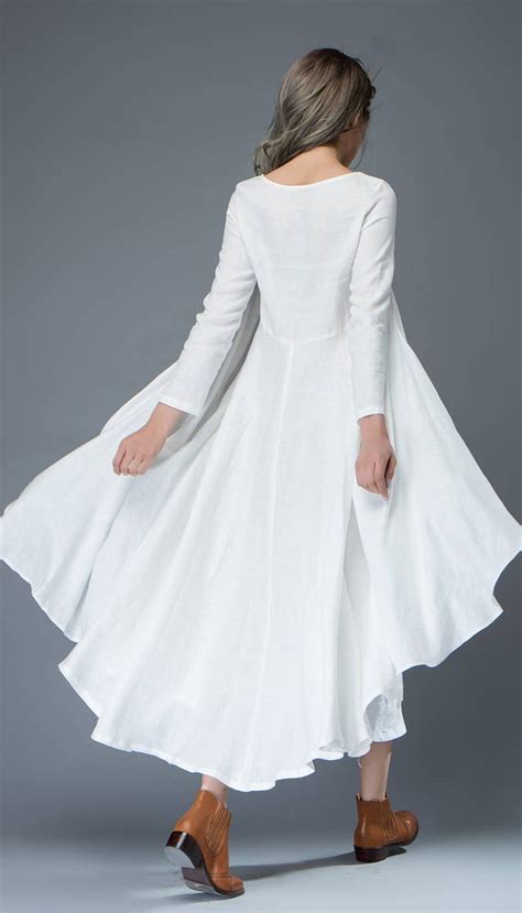 Robe En Lin Blanche Robe D T L Gante Fluide Plusieurs Couches