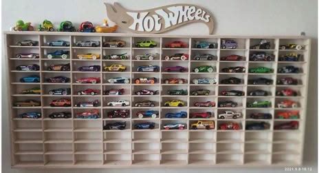 Hot Wheels Sign With Cars