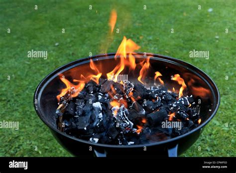 Bbq Uk Hi Res Stock Photography And Images Alamy