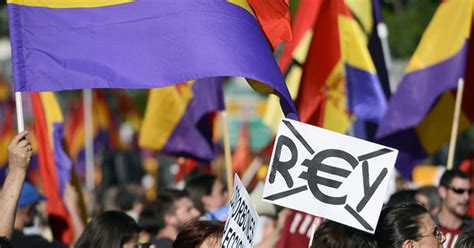 G Republicanos Protestam Na Espanha Exigindo Referendo Sobre