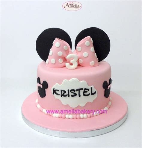 Tarta Fondant Minnie Lazo Orejas 3d Amelia Bakery