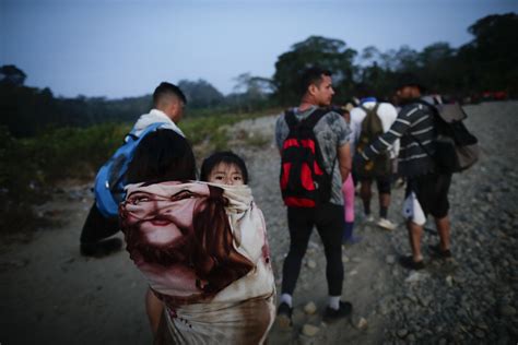 Panam Lleva A Migrantes Que Deambulaban Por Calles A Frontera