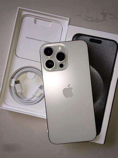 IPHONE 15 Pro Max 256 GB in Titan Natur in 28205 Stadtgebiet Bremen für ...
