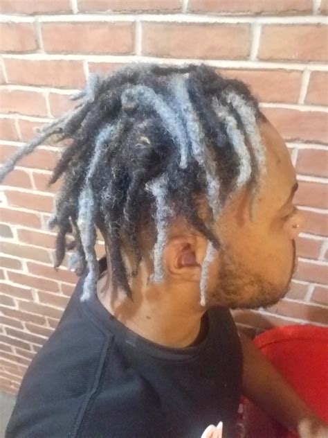 Three weeks why of my one year anniversary! Fresh bald fade underneath