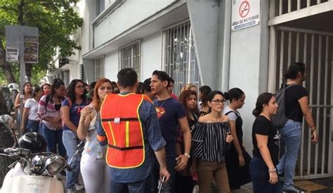 Más de 14 mil estudiantes de la UV evacuaron instalaciones en Veracruz