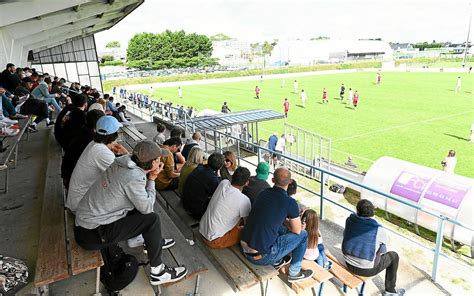 Ça chauffe dans les tribunes des stades de foot amateur en Bretagne Foot Amateur Bretagne