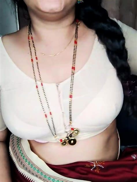 Hot Indian Radha Strip Chat Model Boobs On Oil Showing