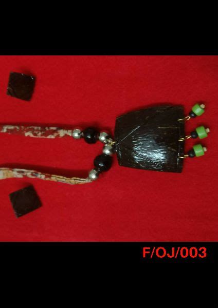 Coconut Shell Jewelry, for Handicraft, Occasion : Anniversary, Engagement, Party, Wedding at ...