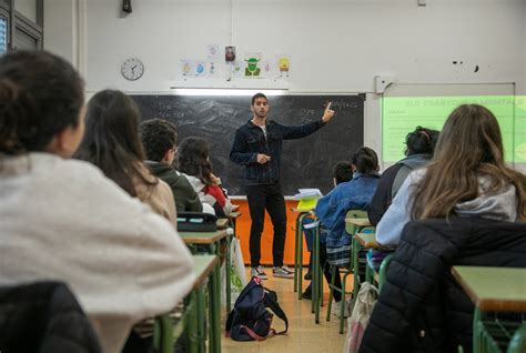 Enquesta Als Estudiants Per Avaluar La Salut Mental Redacci