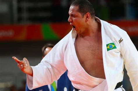 Campo grandense vence repescagem e disputa medalha de bronze no judô