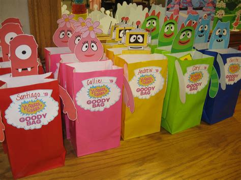 The Mitchell Family: A Yo Gabba Gabba Birthday!