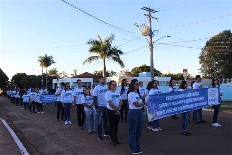 Confira as fotos do Desfile Cívico do aniversário de Bandeirantes