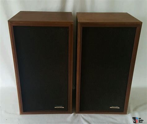 Vintage Nos 1975 Realistic Optimus 2b Speakers Walnut Wood 8 Ohm 40