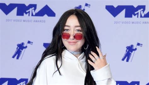 Noah Cyrus Releases Debut Album I Just Want A Lover Music Video