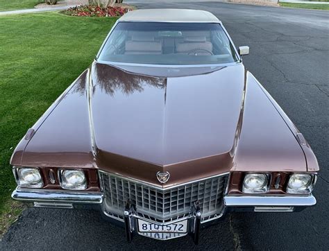 1971 Cadillac Fleetwood Sixty Special Brougham Lifes A Holiday On