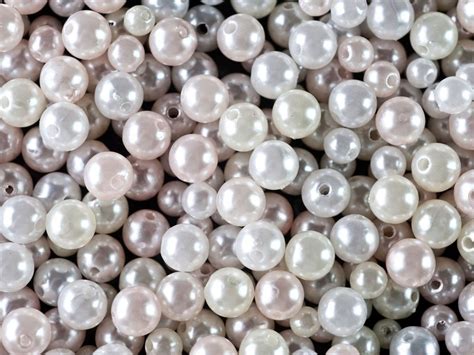 How To Tell Real Pearls From Imitations Diamond Buzz