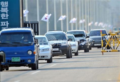 韓国、開城工業団地から全従業員を撤収へ 写真1枚 国際ニュース：afpbb News