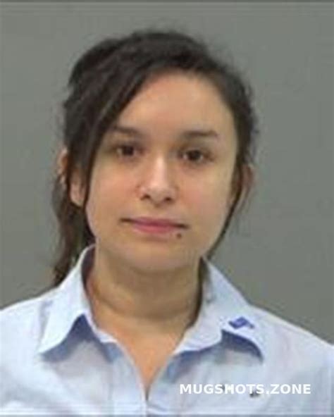 AMBER FLORES 11 15 2022 Tom Green County Mugshots Zone