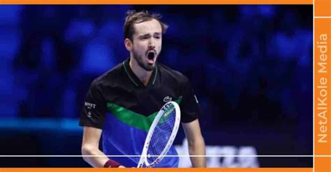 Daniil Medvedev Qualifie Pour Le Second Tour Du Masters De Turin