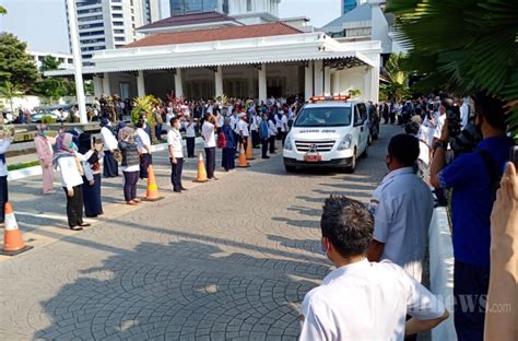 Sekda DKI Jakarta Saefullah Meninggal Dunia Karena Covid 19 Foto 8