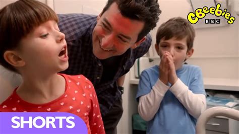 Cbeebies Topsy And Tim Visit The Dentist Youtube