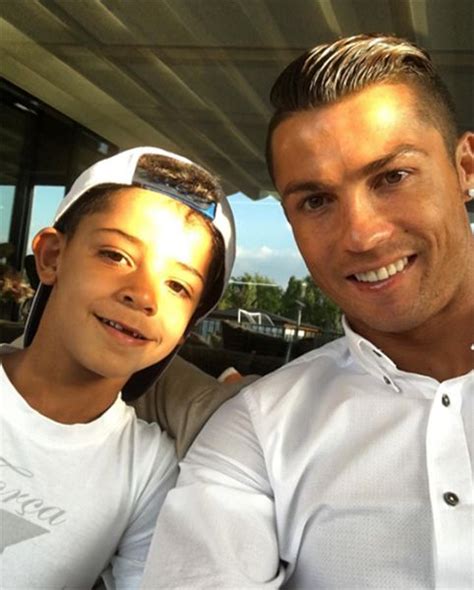 Cristiano Ronaldo shares Instagram photo of son and 'new member'