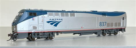 Athearn Genesis HO G82378 P40DC, Amtrak | ModelTrainStuff