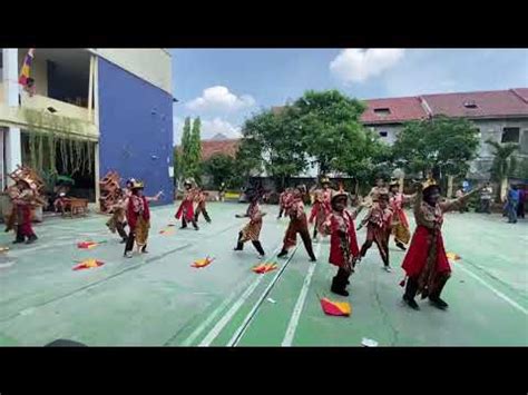 Juara Umum Lomba Semaphore Dance Pangkalan Sdit Arofatul Ulum At As