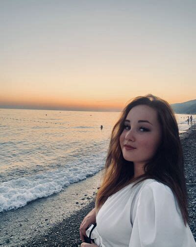 Знакомства Пенза, Камила, 22 - объявление девушки с фото