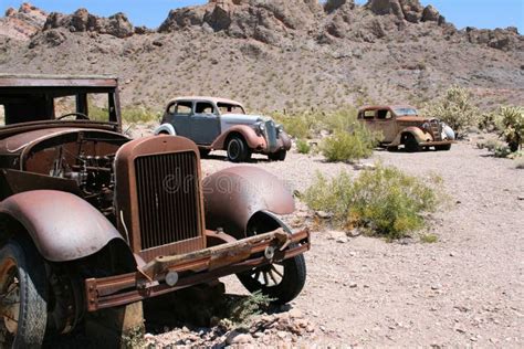 Vintage Cars In The Desert Stock Photo - Image: 54277523