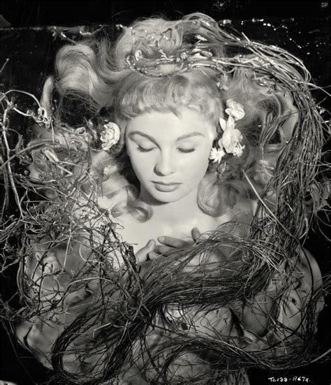 Classic Actresses From The Silver Screen Jean Simmons 1929 2010 A