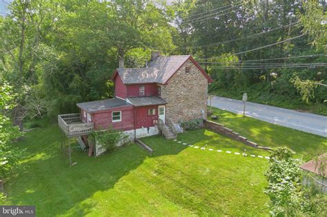 Circa 1780 Historic Stone Farmhouse For Sale W Outbuildings On 5 4