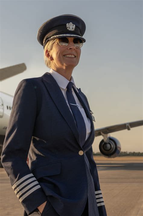 Press Release: British Airways unveils new uniform for employeesRunway Girl