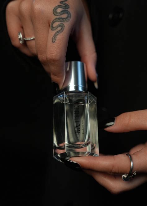 Signature | Eau de Parfum | Kalinka by Diana Kaloev – КАЛИНКА