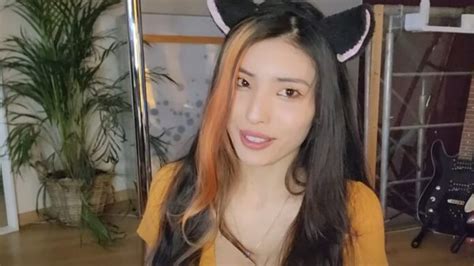 Twitch streamer Meowko ends stream after “stalker” harasses her