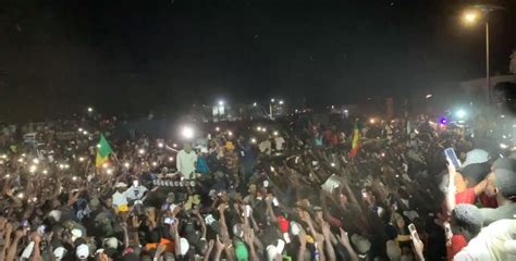 Campagne à Kédougou Ousmane Sonko accueilli par une foule immense Vidéo