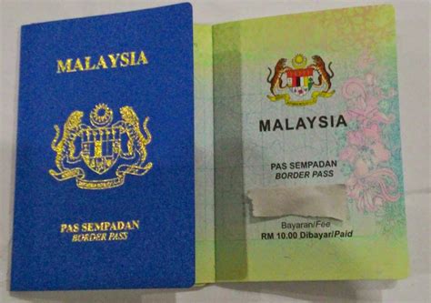 Perbezaan Passport Merah Dan Passport Biru Adamani Travel