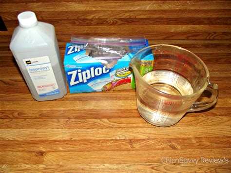 DIY Recipe for Homemade Ice Packs with Just Water and Rubbing Alcohol ...