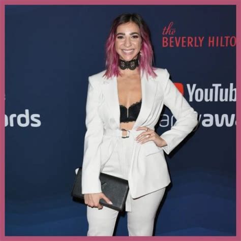 Know More About Gabbie Hanna The Controversial Tiktok Star Married