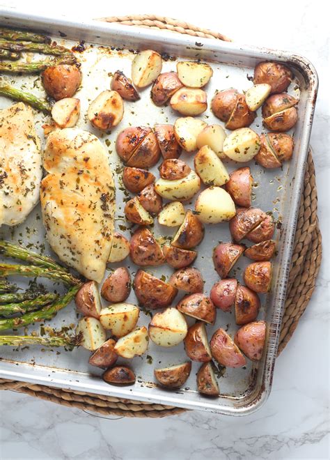 This Quick And Easy One Pan Garlic Herb Butter Chicken With Potatoes And Asparagus Makes A