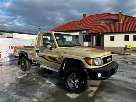 Toyota Land Cruiser Land Cruiser GRJ 79 Single Cab Anniversary Edition