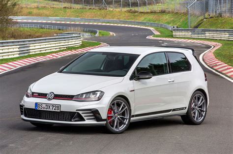 Volkswagen Golf Gti Clubsport S Smashes Nürburgring Record Autocar