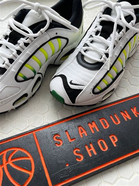 Кроссовки ﻿nike Air Max Tailwind 4 White Volt Black купить оригинал