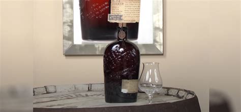 15 Best 10 Year Bourbon Bottles Worth Trying (2024 Edition)