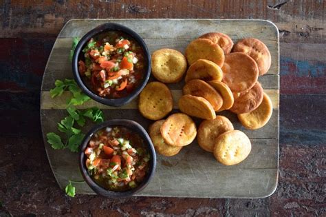 Sopaipillas Con Pebre De Kcal Receta F Cil En La App Avena