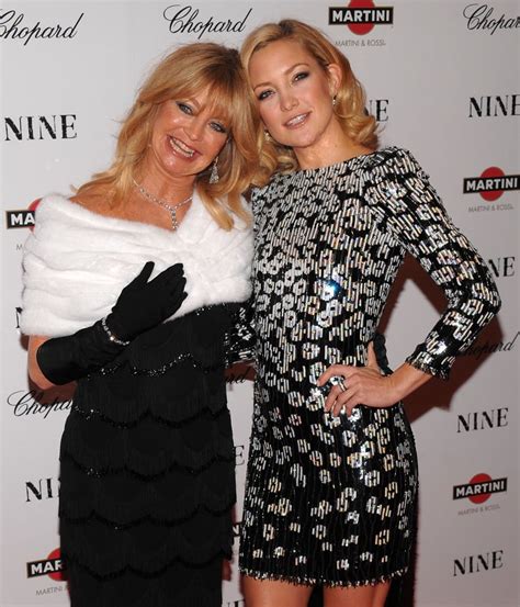 Cute Pictures Of Kate Hudson And Goldie Hawn Popsugar Celebrity