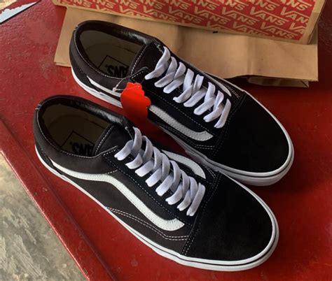 Vans Old Skool Classic Black White Original Resmi Pt Navya Retail On