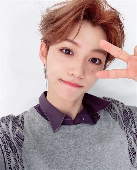 Felix 필릭스 Lee Yongbok 이용복 Felix Stray Kids Stray Kpop